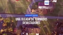 Suben a más de una treintena los muertos por la oleada de tornados en Estados Unidos