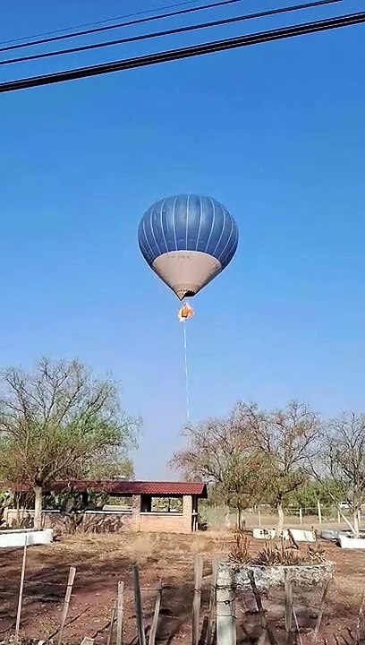 Deux personnes sont mortes dans l’incendie d’une montgolfière survolant la zone archéologique de Teotihuacan, site préhispanique parmi les plus touristiques du Mexique - VIDEO