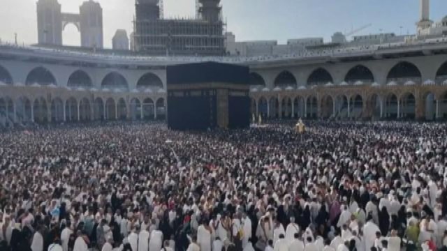 Milioni di musulmani alla Mecca per il Ramadan