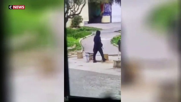 Vidéo d'individus armés de kalachnikov à Nice: Neuf personnes interpellées et quatre armes ont été découvertes, annonce le préfet - VIDEO