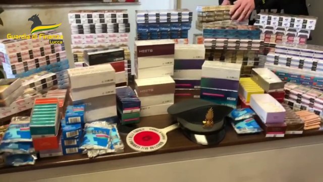Lucca, sequestrate 1.700 stecche sigarette a tabaccaio non autorizzato