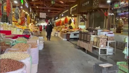 Aktarcılar gündemden düşmeyen 'rezene' çayının faydalarını anlattı