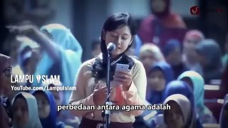 Anastasya_Ingin_Tahu_NABI_MANA_YANG_HARUS_DIIKUTINYA___DR._ZAKIR_NAIK(360p)