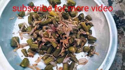 Chicken bhindi masala very testy and spicy and very easy recipe