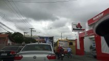 Prefeitura INVENTA FAIXA AZUL que é proibida para carros pequenos