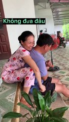 tiền lương của bố: Hạnh phúc chỉ bình dị như thế