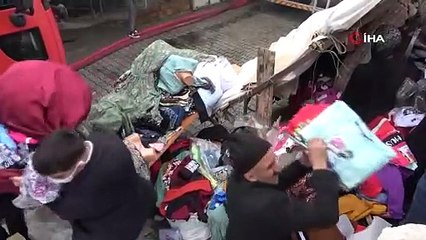 Büyük Halk Pazarı'ndaki yangın kontrol altına alındı