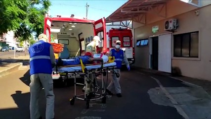 Travou!! Trabalhador se agacha para pegar objeto e hérnia de disco não o deixa levantar; Siate é acionado