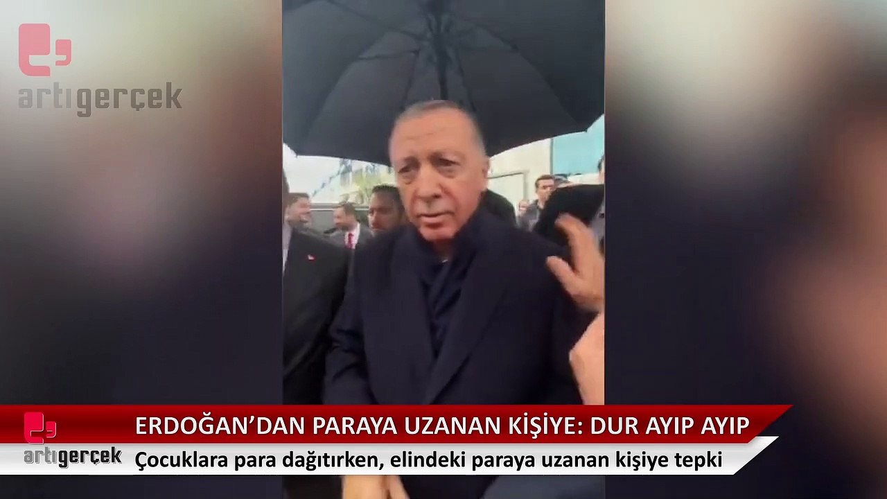 Erdoğan'dan para dağıtırken eline uzanan kişiye: Dur, ayıp ayıp