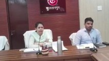 सुलतानपुर: डीएम ने विकास कार्यों की समीक्षा बैठक, अधिकाकारियों को दिया निर्देश