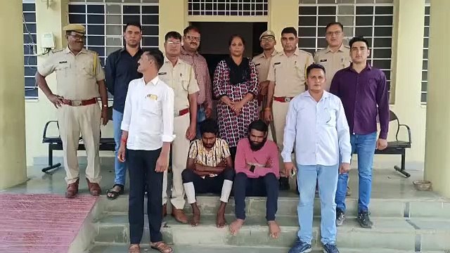 Two accused of stealing cash from home arrested