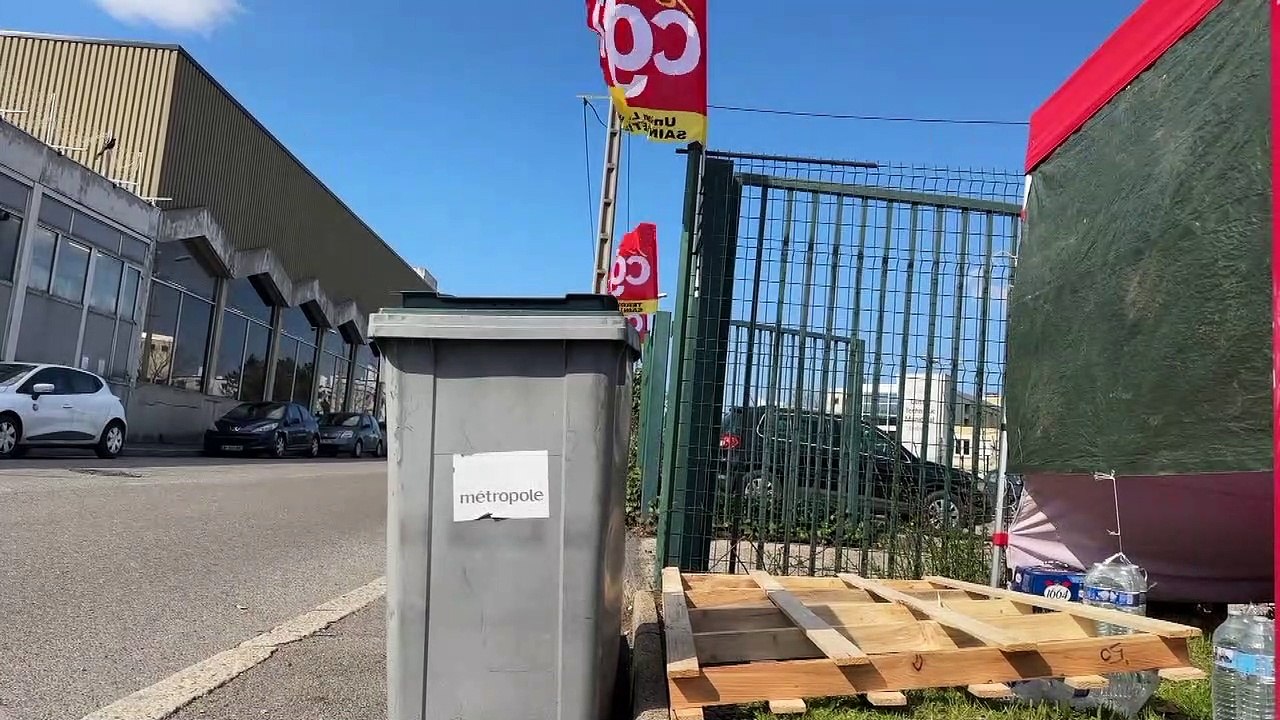 Grève : deux agents de la Ville assignés en Jus...