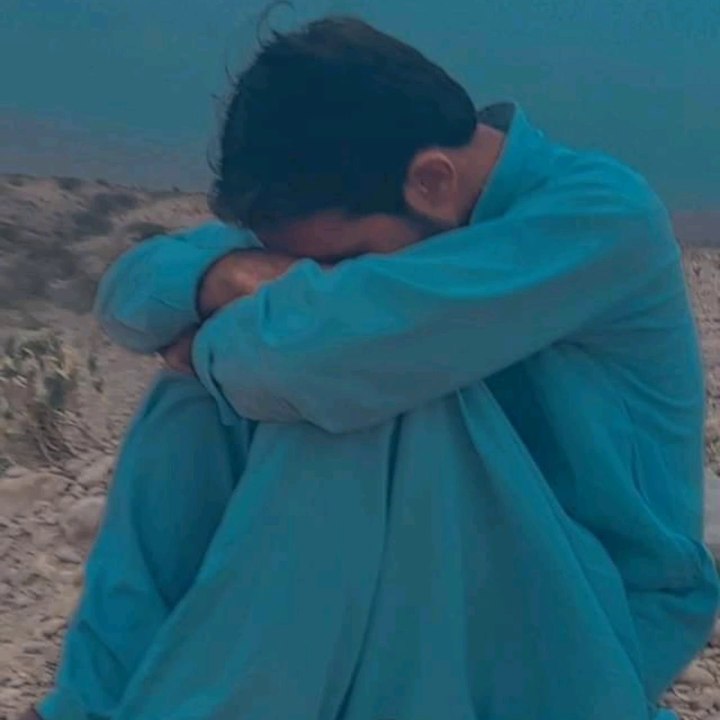 کسی بھوکے سے مت پوچھو مہبت کسے کہتےہیں