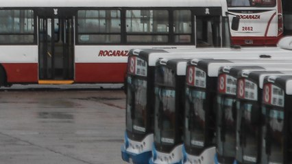 Ministro de Seguridad de Buenos Aires fue agredido con puños y piedras en medio de protesta de conductores de autobuses