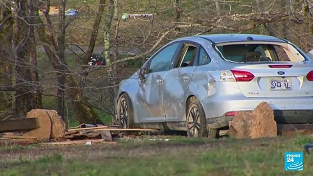 Se eleva a 29 el saldo de muertos tras el paso de una serie de tornados por Estados Unidos