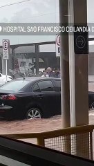 Chuvas na Ceilândia - cidade fica alagada nesta segunda-feira (3/4)