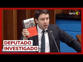 MPF irá investigar deputado que exibiu livro de Hitler em Assembleia do MS
