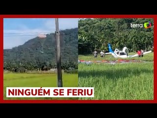 Avião equipado com paraquedas cai com cinco pessoas em SC