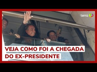 Jair Bolsonaro retorna ao Brasil após 3 meses nos EUA
