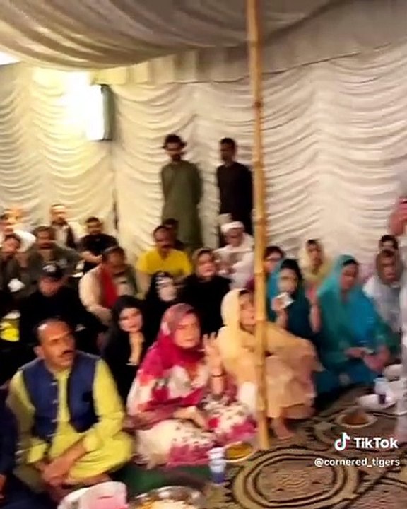 Imran Khanزمان پارک میں خطاب