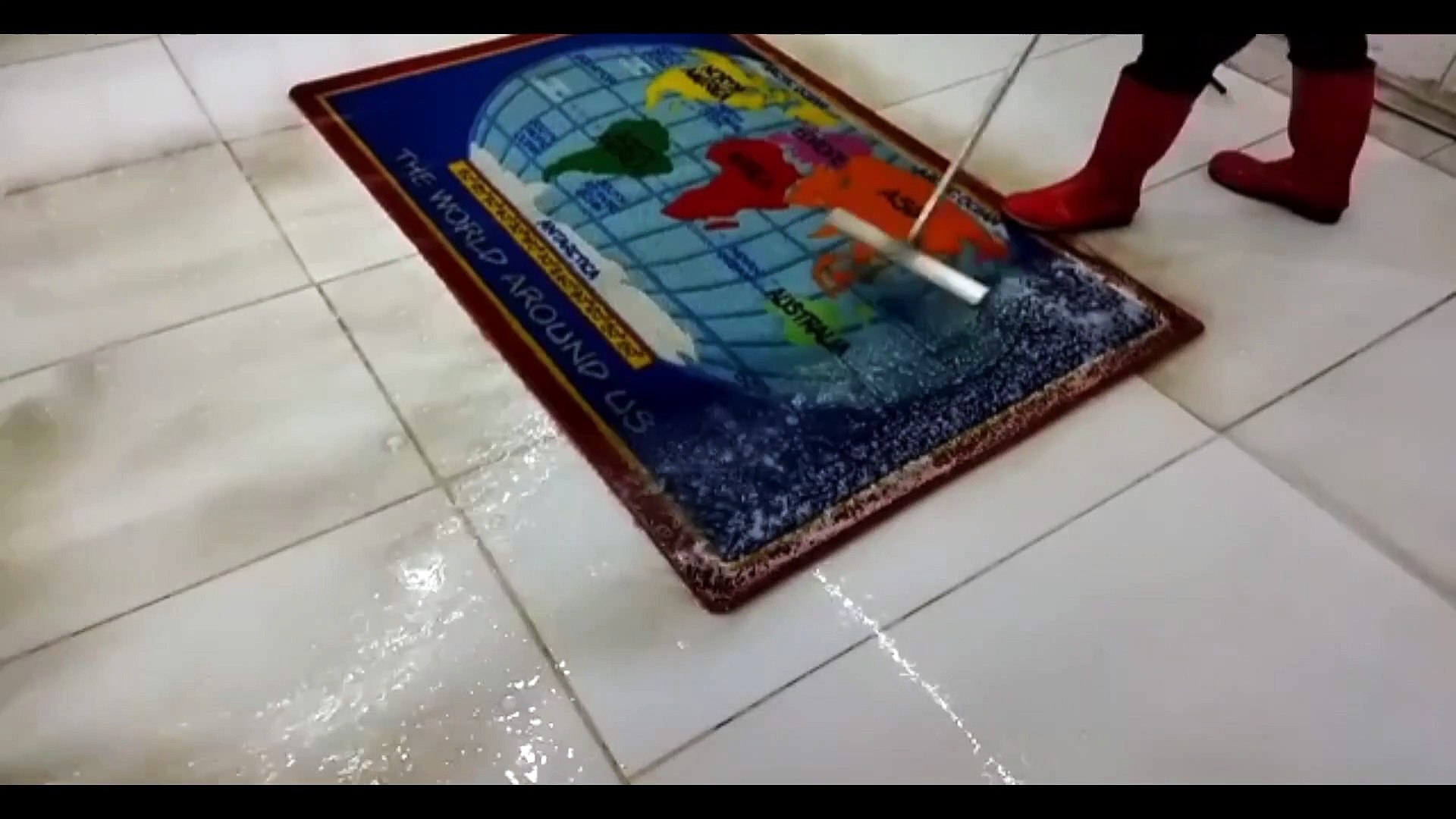 ⁣cleaning dirty children's rugs
