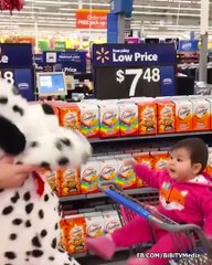 Funniest Baby Goes Shopping First Time (2)