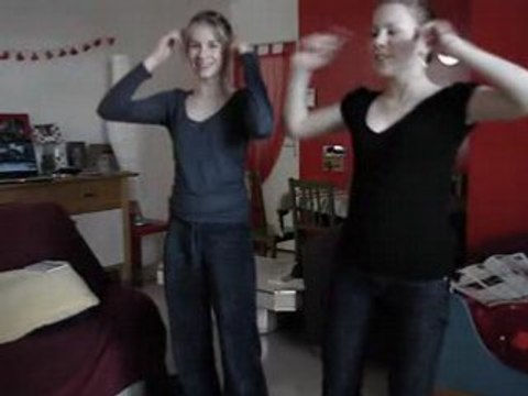 Deux Grosses Qui Dansent Comme Des Merdes