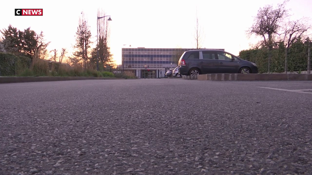 Un lycée de Mantes-la-Jolie évacué après avoir subi des tirs de mortier