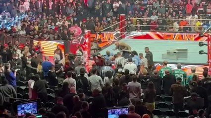 Cody Rhodes off camera when WWE Raw 4/3/23 ended!