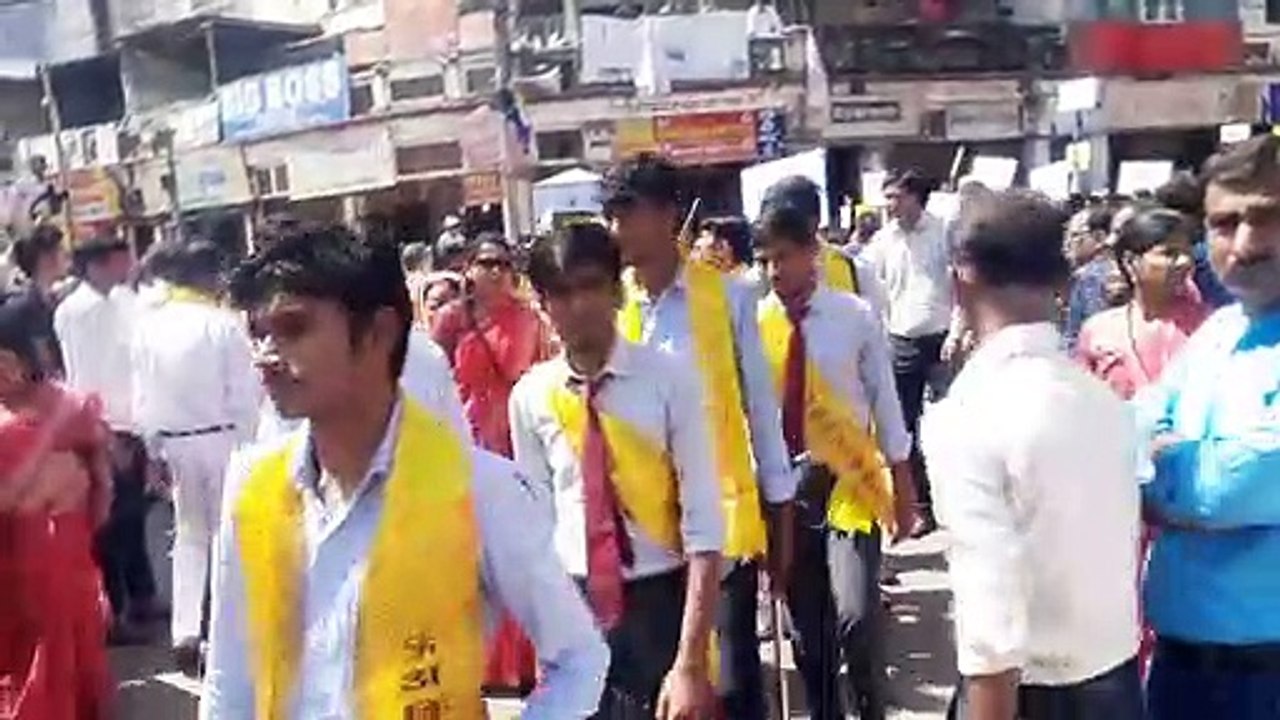 महावीर जयंती पर बच्चों ने जन जन तक पहुंचाया महा...
