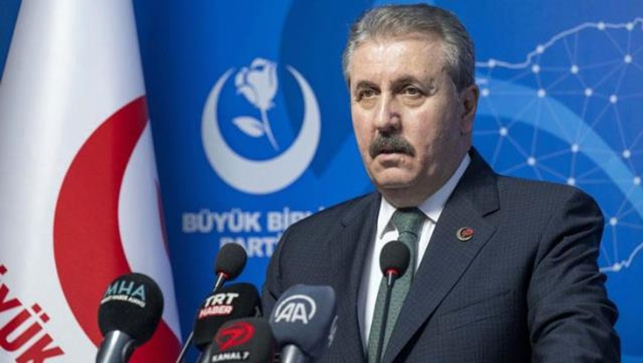 Kararı Destici duyurdu! Büyük Birlik Partisi seçimlere BBP yerine "Büyük Birlik" kısa adıyla giriyor