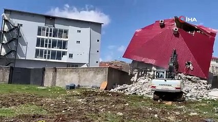 Depremde sadece 1 kişinin öldüğü ilçede korkunç manzara