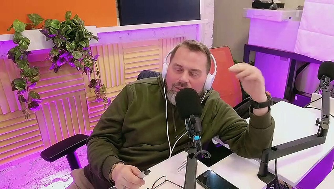 Test du jour  - Es-tu fait pour vivre avec une star ? - C Le Paquet du 16/03/2023