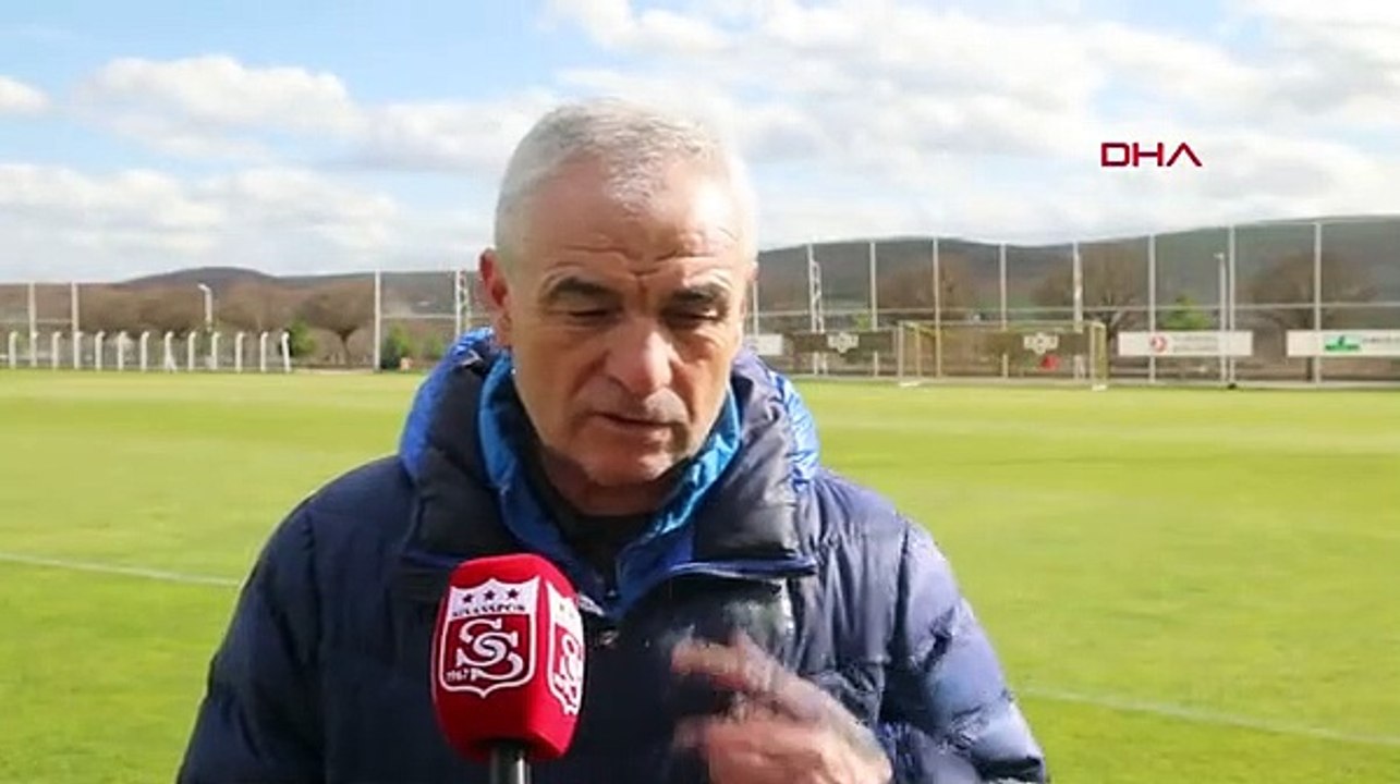 Rıza Çalımbay: Başakşehir maçında çok dikkatli oynamamız gerekiyor