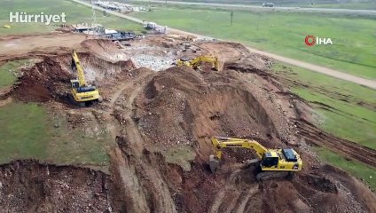 Bakan Kurum: Deprem bölgesinde 13 bin 400 köy evinin yapım sürecini başlattık