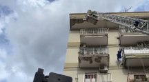 Napoli - Vento forte, decine di interventi dei Vigili del Fuoco (04.04.23)