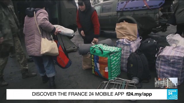 Battle of Bakhmut: Ukrainian officials say defenders still fighting, last civilians fleeing