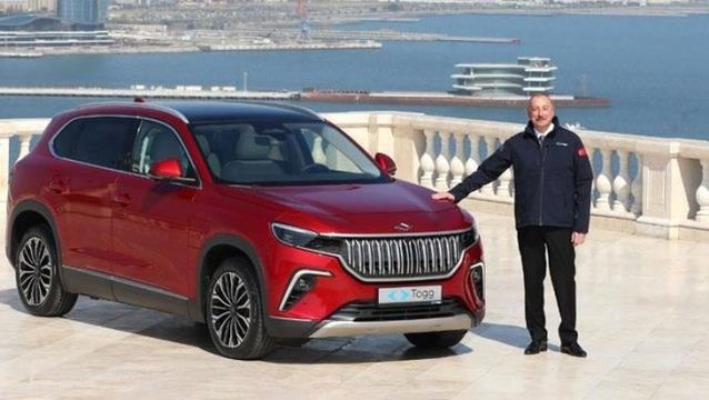 Azerbaycan Cumhurbaşkanı İlham Aliyev, Togg'un teslim edildiği ikinci kişi oldu