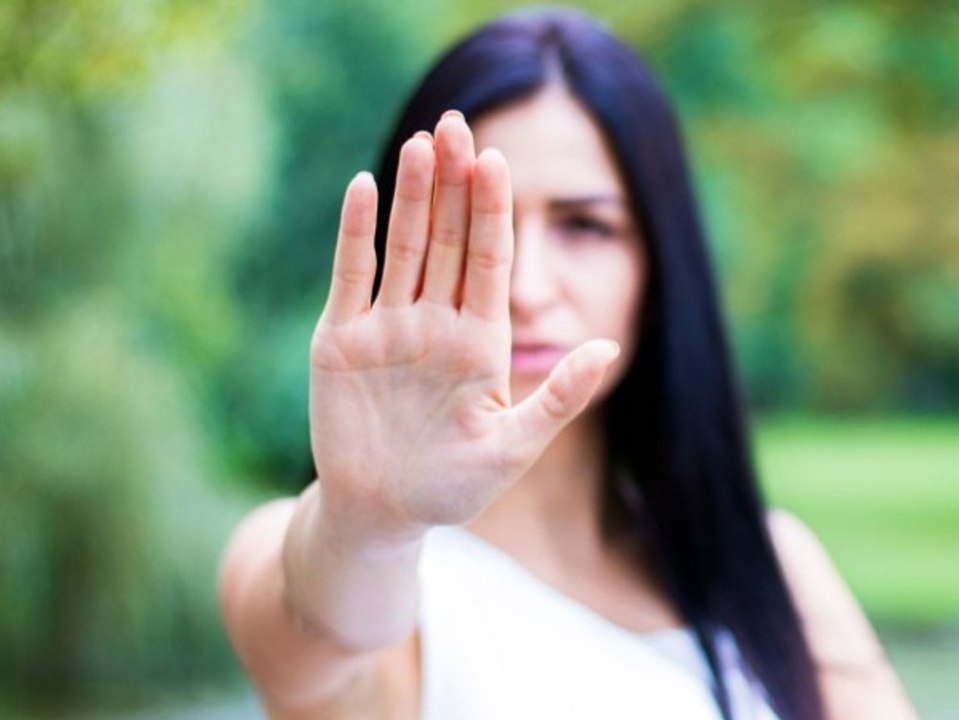 Sexuelle Belästigung: Mit diesen Codes können sich Frauen Hilfe suchen