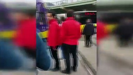 İstanbul'da otobüs tramvaya çarptı faciadan dönüldü!