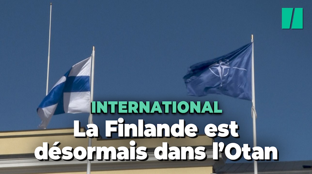 Les images très symboliques du drapeau de la Finlande hissé à l’Otan