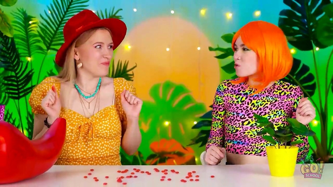 Big, Medium and Small Food - Grazy Food Challenge For Lovers Of Delicious by 123GO SCHOOL