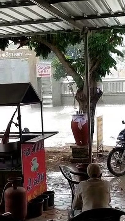 Video.... सौराष्ट्र-कच्छ के कुछ भागों में बारिश...