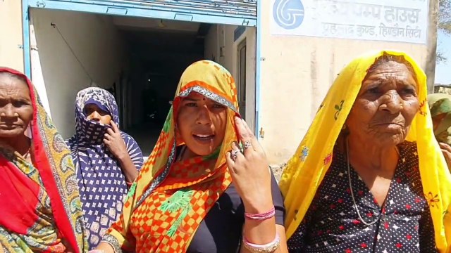 पाइप लाइन लीकेज से बना तालाब, आठ दिन से कई कॉलोनियों की जलापूर्ति ठप