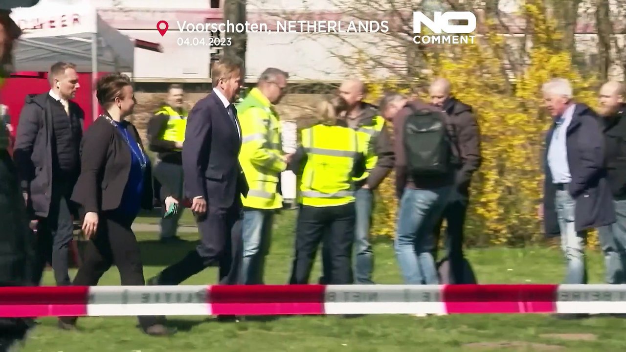 Zugunglück: Intercity prallt mit voller Wucht auf Baukran