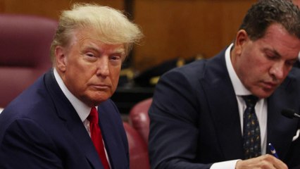 ترمب ينفي تقديم رشى لشراء سكوت امرأتين