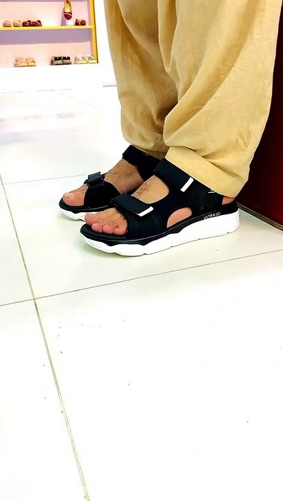 Black and white sandal for Man 