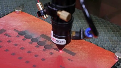 Comparison of WATTSAN CNC Machine Speed and Accuracy for Leather Cutting