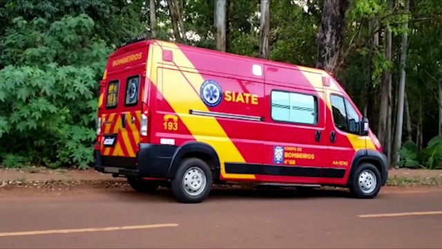 Três contra uma: Mulher é agredida com tijolo no XIV de Novembro e precisa ser socorrida pelo Siate