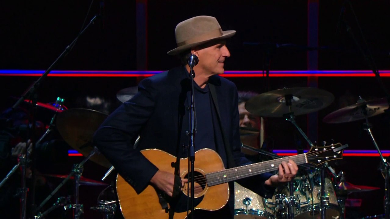 07- Crossby, Stills & Nash - Love the One You're With with James Taylor